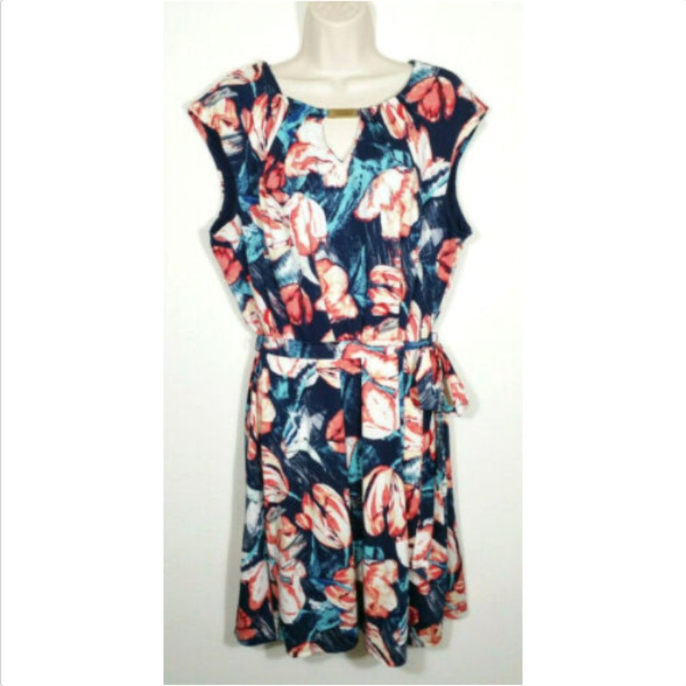 AVENUE Floral Belted Shift Dress Keyhole 3102E1M